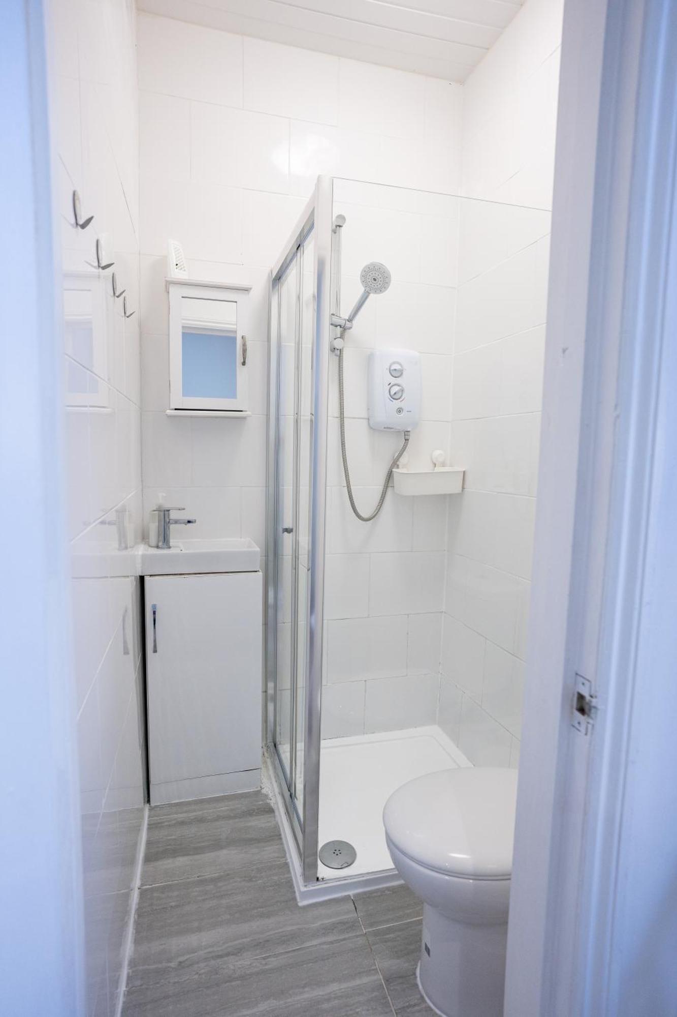 Beautiful Studio Flat In Hackney Next To Overground Station لندن المظهر الخارجي الصورة