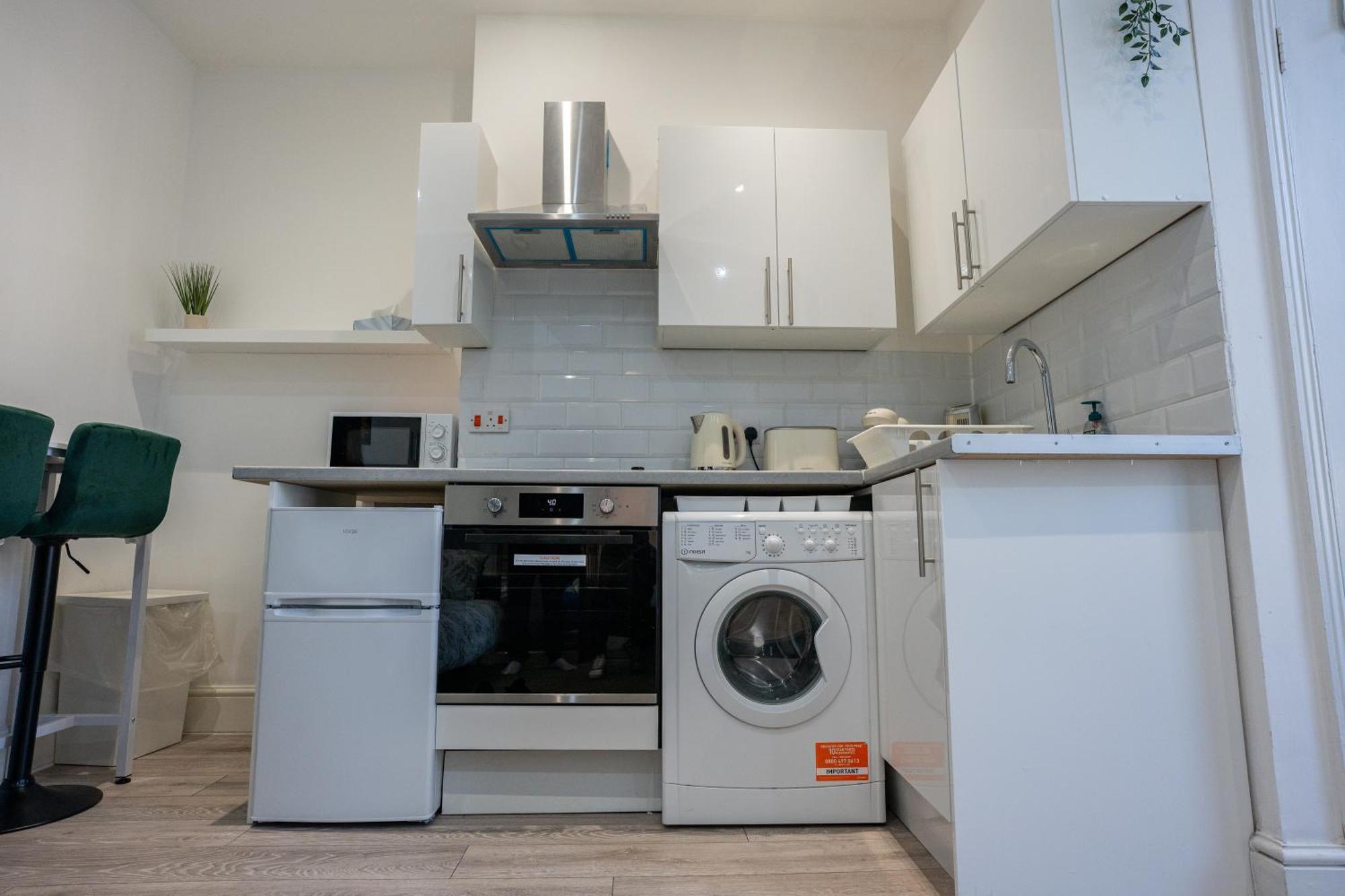 Beautiful Studio Flat In Hackney Next To Overground Station لندن المظهر الخارجي الصورة