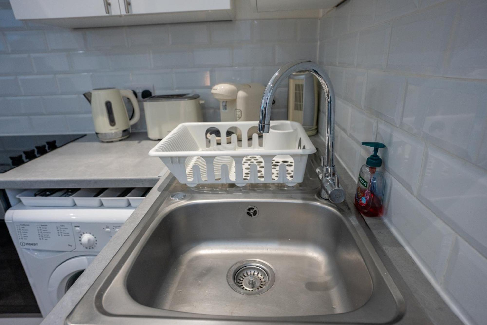 Beautiful Studio Flat In Hackney Next To Overground Station لندن المظهر الخارجي الصورة