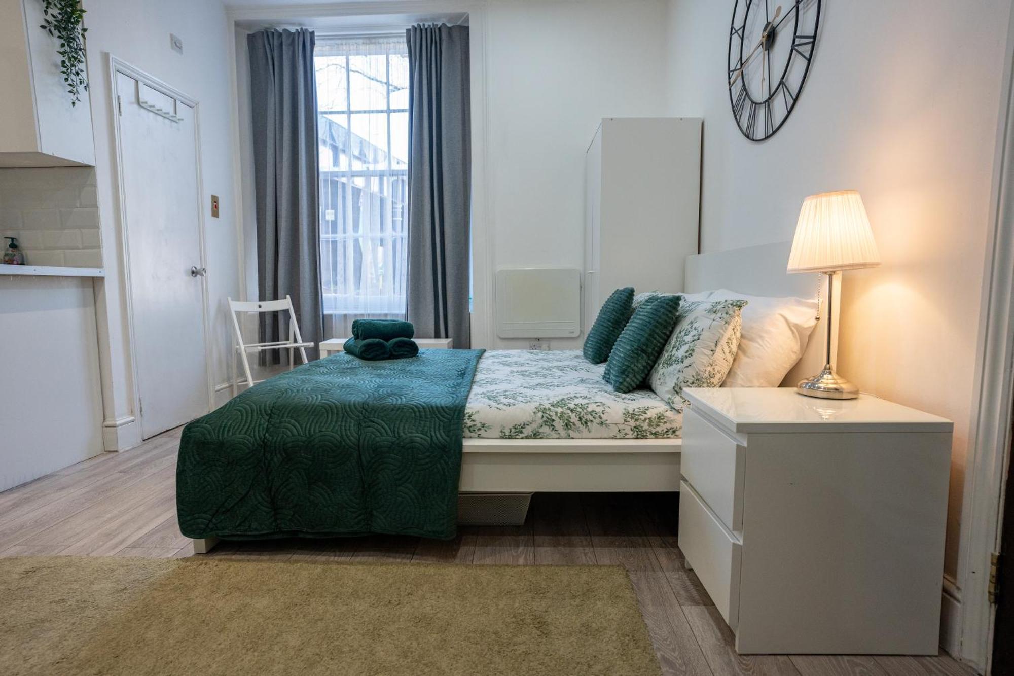 Beautiful Studio Flat In Hackney Next To Overground Station لندن المظهر الخارجي الصورة