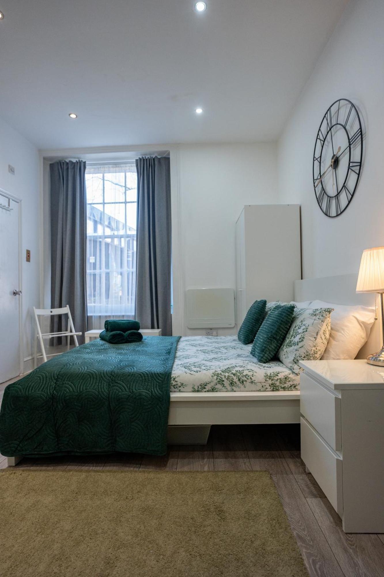 Beautiful Studio Flat In Hackney Next To Overground Station لندن المظهر الخارجي الصورة