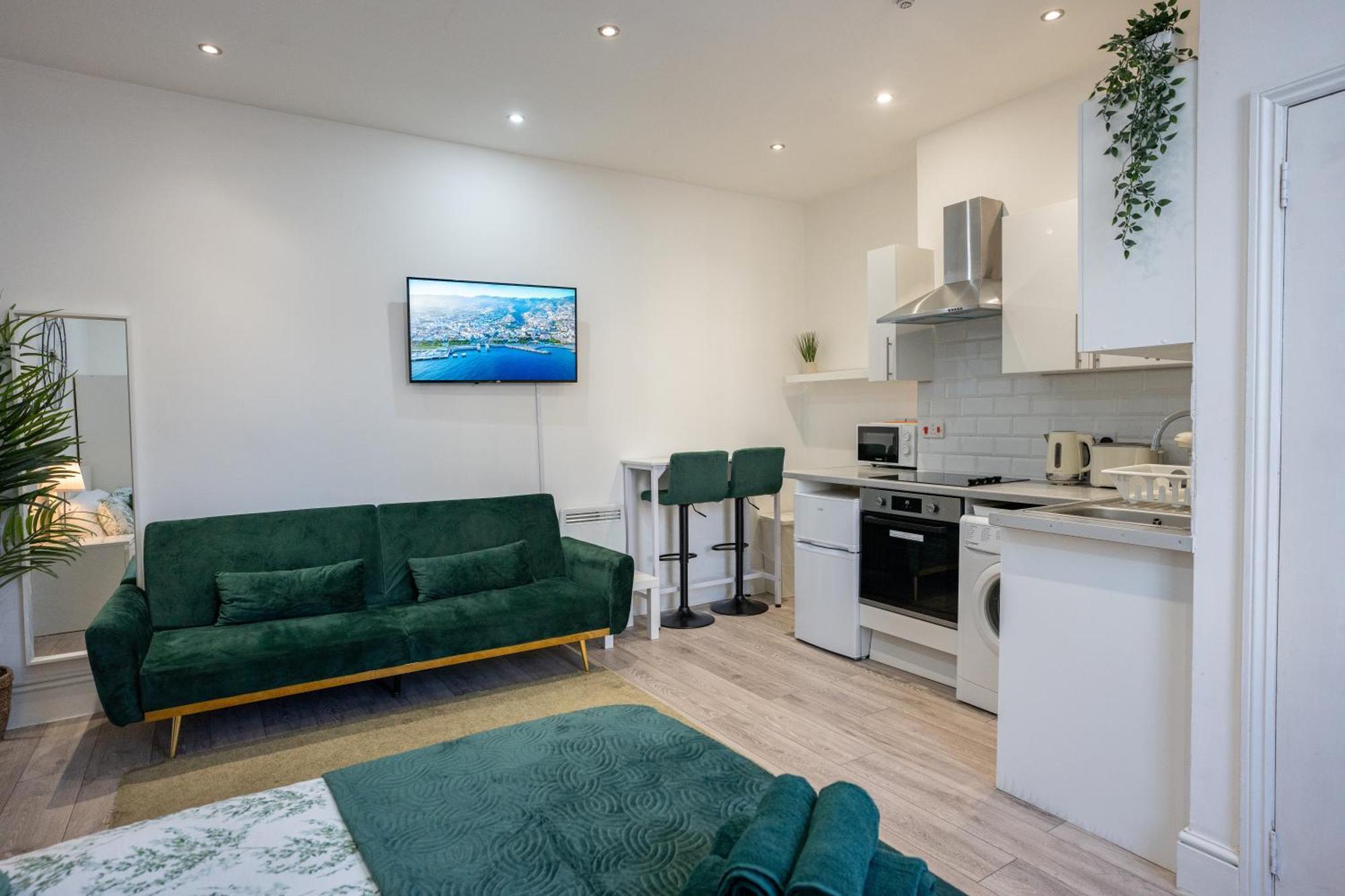 Beautiful Studio Flat In Hackney Next To Overground Station لندن المظهر الخارجي الصورة